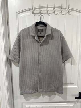Saints Studio Grey Quilted Short Sleeve Button Up Shirt Size L